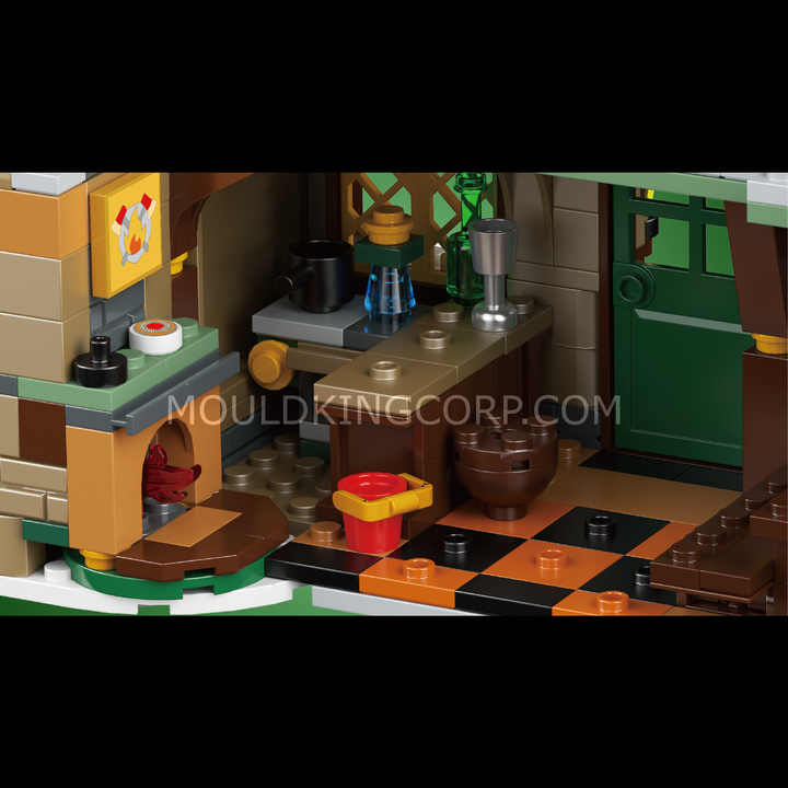 Mould King 16049 Christmas Cottage Building Set | 766 PCS