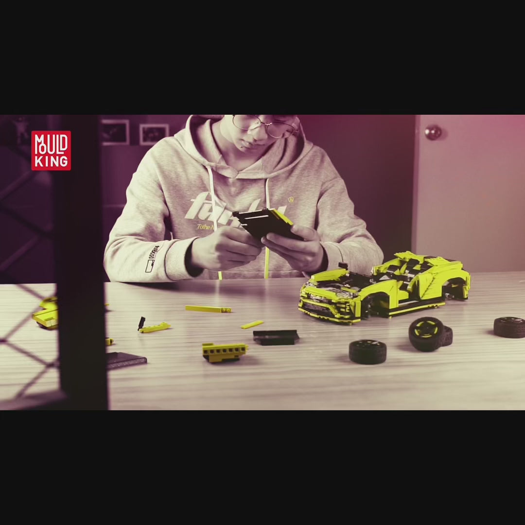 Mould King 10019 Italian Bull Urus Model Car Building Set | 1,538 PCS