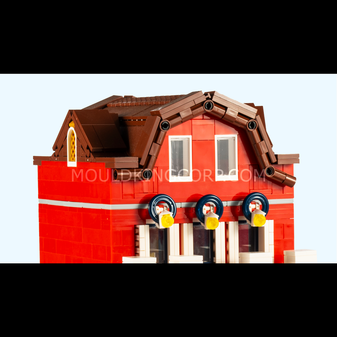 Mould King 11001 Vintage Post Office & Double-Decker Bus Building Set | 2,179 Pcs