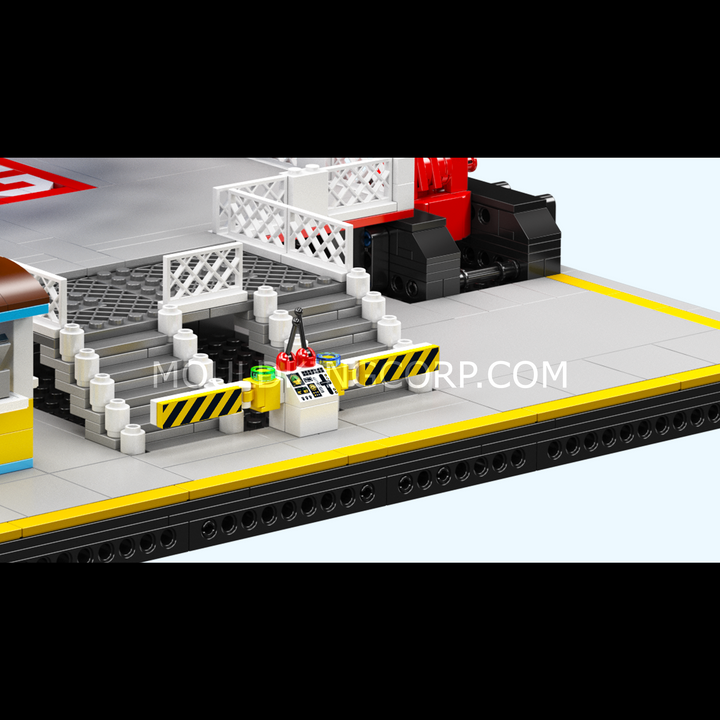 Mould King 11027 Motorized Large Pendulum Ride Building Set | 2,192 Pcs