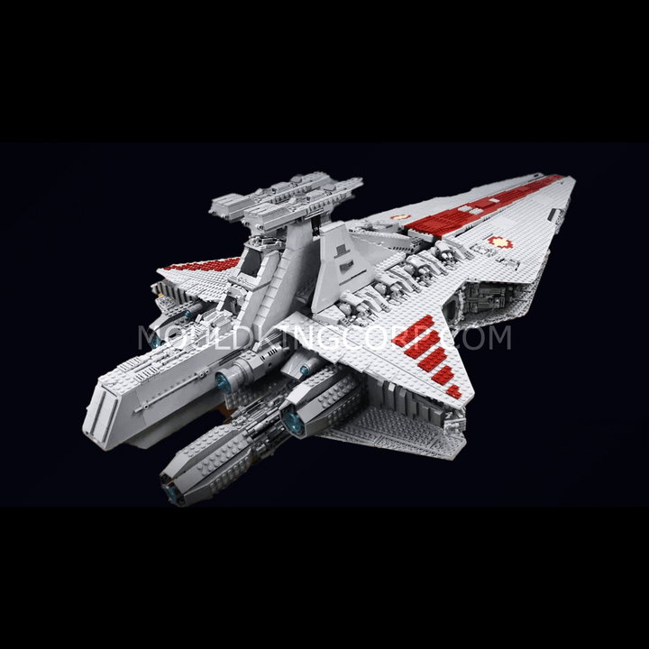 Mould King 21005 Venator Republic Attack Cruiser Building Set | 6,685 PCS