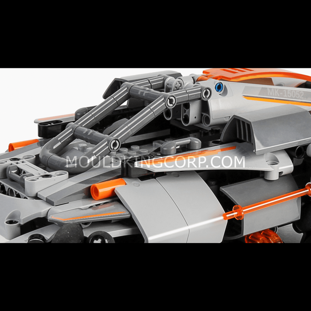 Mould King 15052 Desert Storm Car Building Set | 555 PCS